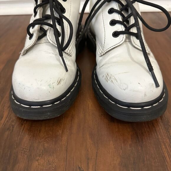 DR. MARTENS 939 White Smooth Leather High Top Boots - Picture 4 of 11